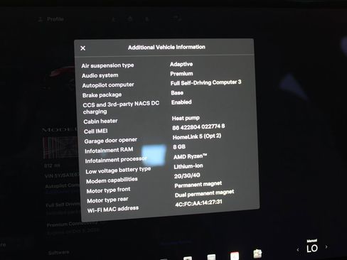 Used 2021 Tesla Model S Plaid image 18