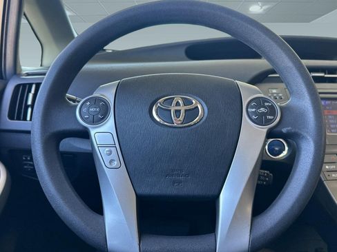 Used 2012 Toyota Prius Two FWD image 16