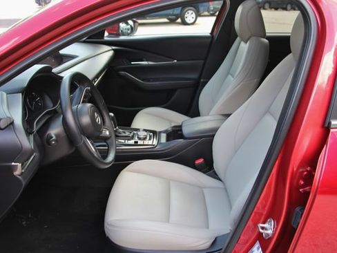 Used 2024 MAZDA CX-30 AWD 2.5 S w/ Preferred Package image 18