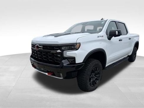 Certified 2026 Chevrolet Silverado 1500 ZR2 AWD/4WD image 2