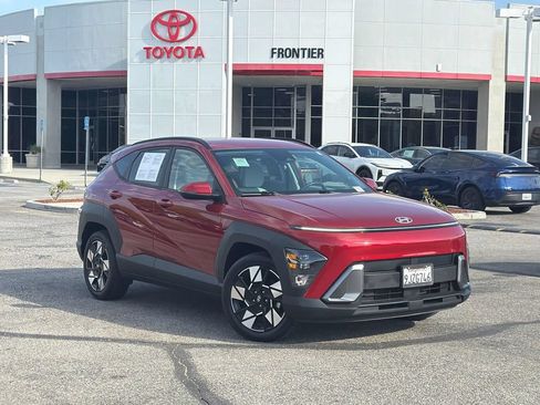 Used 2024 Hyundai Kona SEL w/ Convenience Package FWD image 1