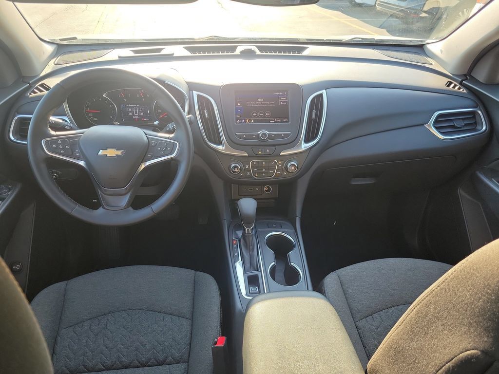 Used 2024 Chevrolet Equinox LT FWD image 13