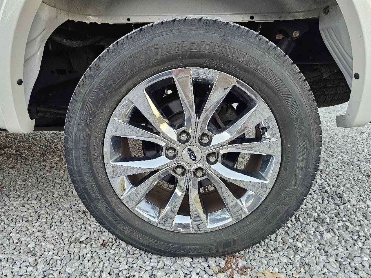 Used 2015 Ford F150 Lariat w/ Equipment Group 502A Luxury AWD/4WD image 80