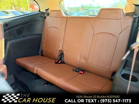 Used 2017 Chevrolet Traverse Premier image 30