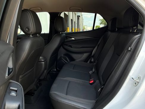 Used 2025 Buick Encore GX Preferred FWD image 11