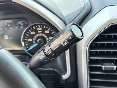 Used 2018 Ford F150 Lariat AWD/4WD image 19