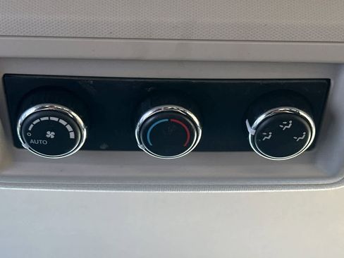 Used 2019 Dodge Journey SE AWD/4WD image 15