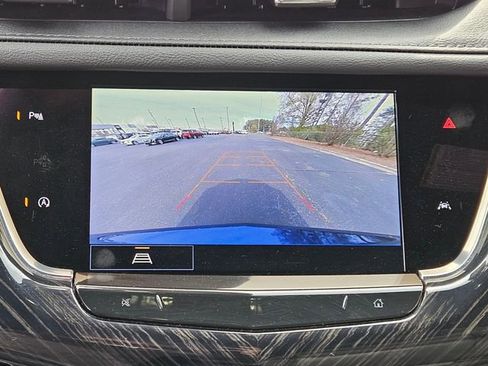 Certified 2025 Cadillac XT6 Premium Luxury FWD image 23
