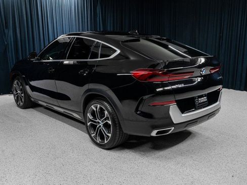 Used 2022 BMW X6 xDrive40i w/ Parking Assistance Package AWD/4WD image 9