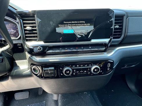 New 2026 Chevrolet Silverado 1500 LT AWD/4WD image 13