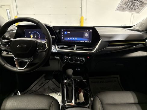 Used 2024 Chevrolet Trax ACTIV w/ Driver Confidence Package image 10