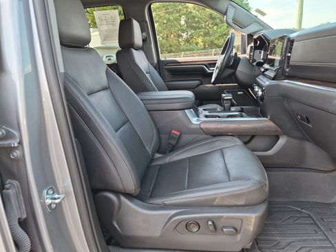 Used 2023 GMC Sierra 1500 SLT w/ SLT Premium Package AWD/4WD image 35