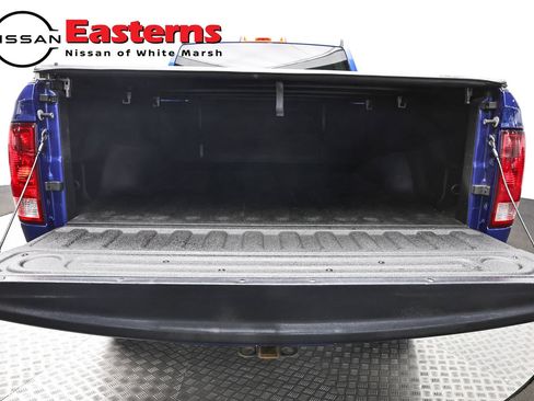 Used 2017 RAM 2500 Tradesman w/ Chrome Appearance Group AWD/4WD image 9