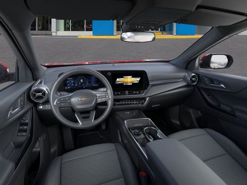 New 2026 Chevrolet Equinox LT w/ Convenience Package II AWD/4WD image 15