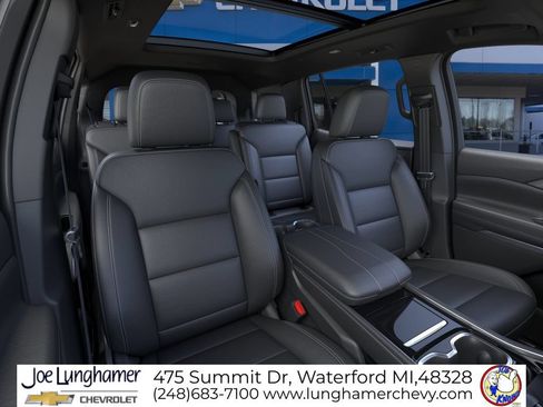 New 2027 Chevrolet Traverse LT w/ Sun and Wheel Package AWD/4WD image 16