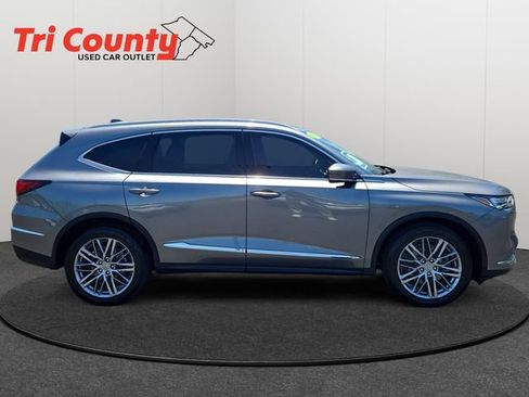 Used 2024 Acura MDX SH-AWD w/ Advance Package image 8