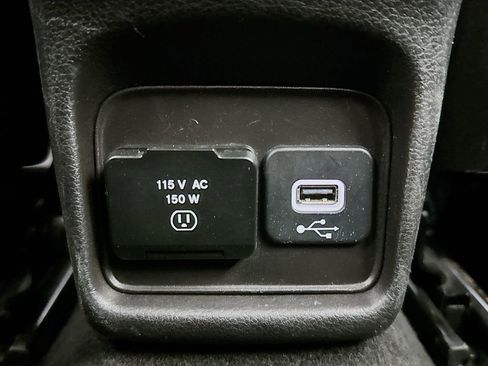 Used 2019 Jeep Compass Latitude AWD/4WD image 30