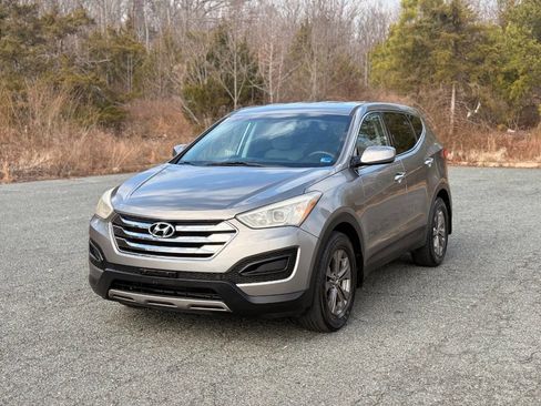 Used 2013 Hyundai Santa Fe Sport image 3