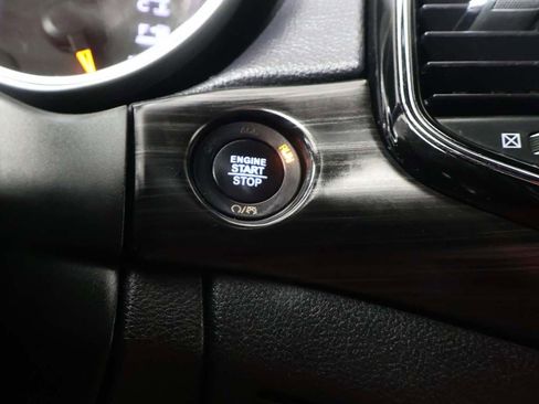 Used 2020 Jeep Grand Cherokee Laredo w/ Quick Order Package 2BN North AWD/4WD image 33