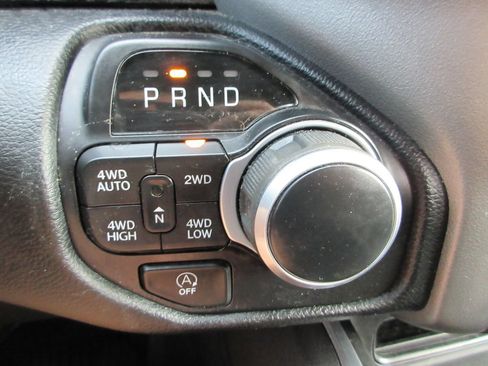Used 2021 RAM 1500 Big Horn AWD/4WD image 30