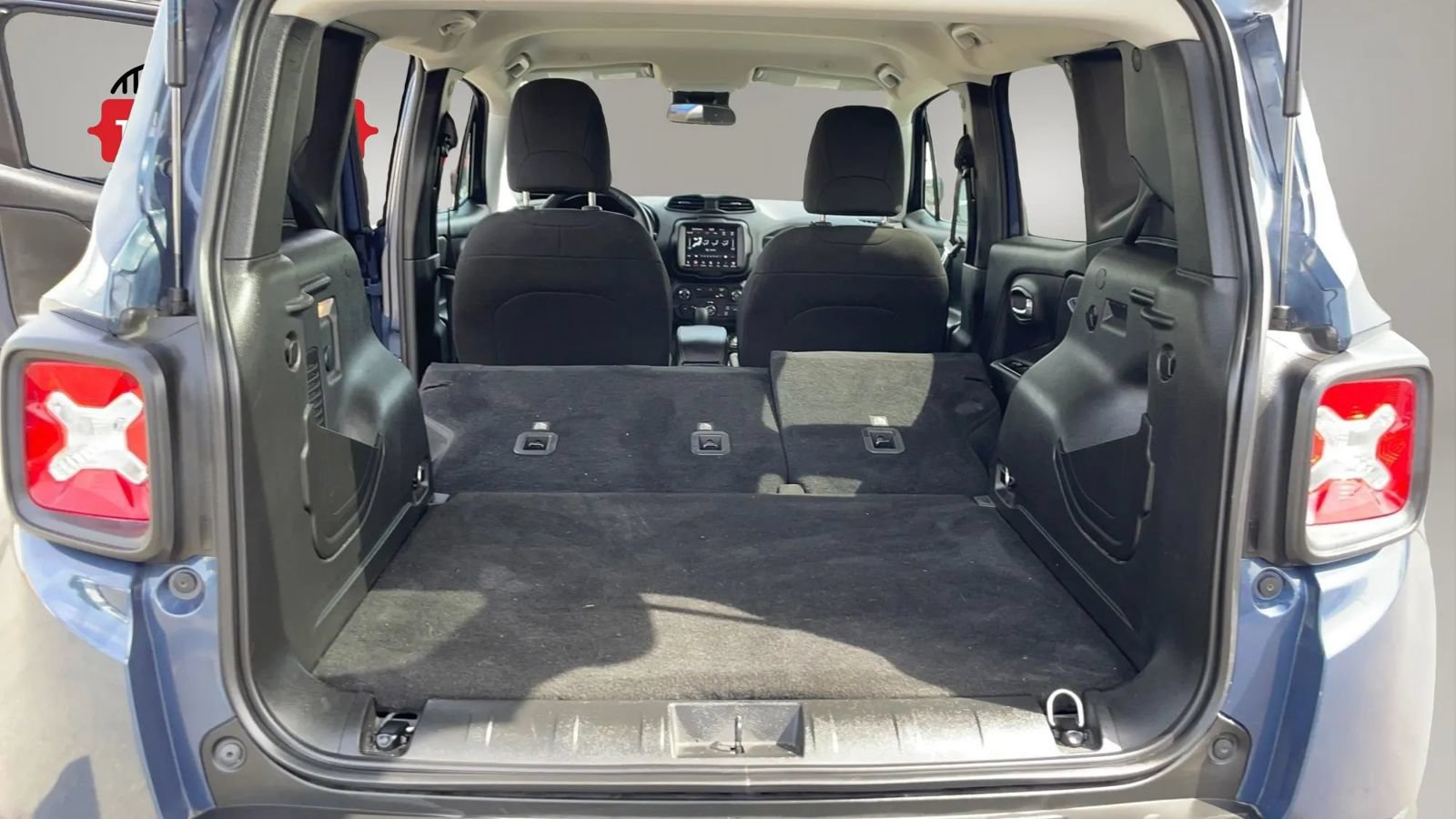 Used 2022 Jeep Renegade Latitude AWD/4WD image 40