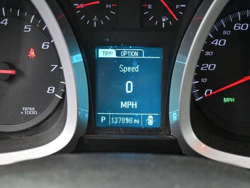 Used 2017 Chevrolet Equinox Premier w/ Enhanced Convenience Package FWD image 21