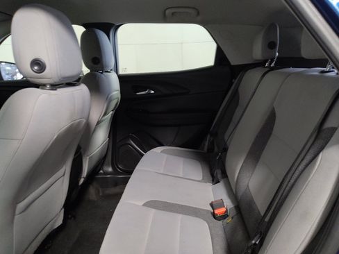 Used 2021 Chevrolet TrailBlazer LS FWD image 18
