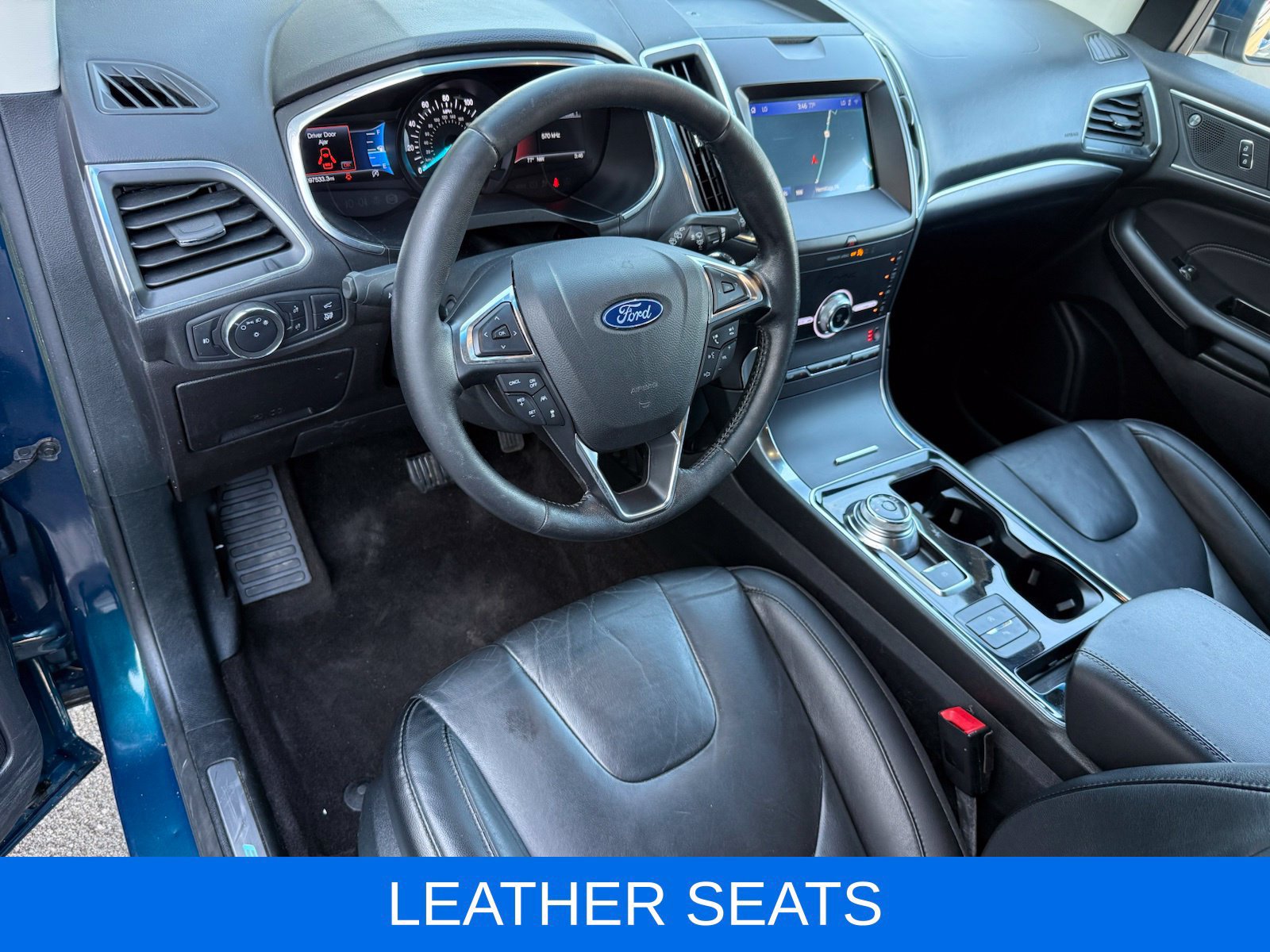 Used 2020 Ford Edge Titanium FWD image 16