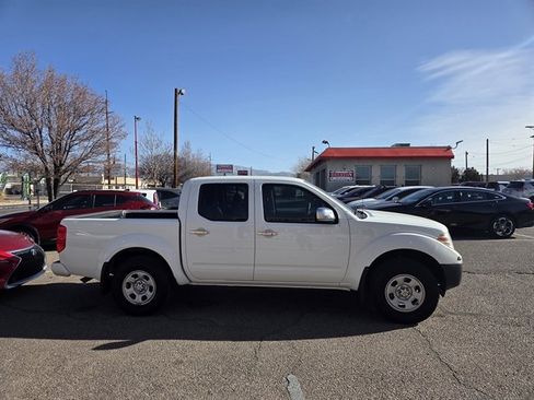 Used 2019 Nissan Frontier S image 3