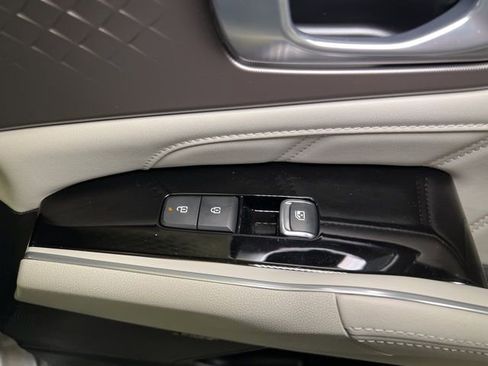 Used 2025 Kia Sorento SX Prestige image 65