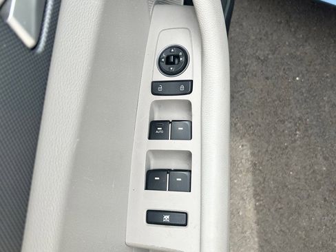 Used 2017 Hyundai Sonata SE FWD image 6