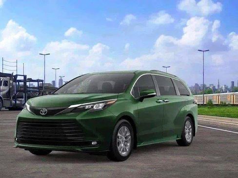 New 2026 Toyota Sienna XLE AWD/4WD image 23