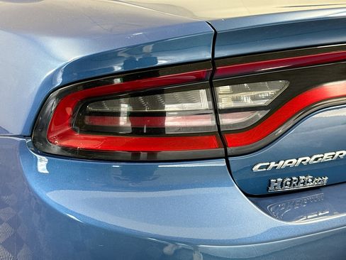 Used 2022 Dodge Charger SXT RWD image 36