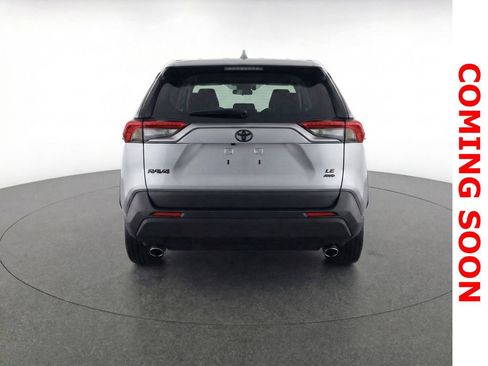 Used 2023 Toyota RAV4 LE image 9