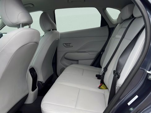 Certified 2024 Hyundai Kona SEL w/ Convenience Package FWD image 10