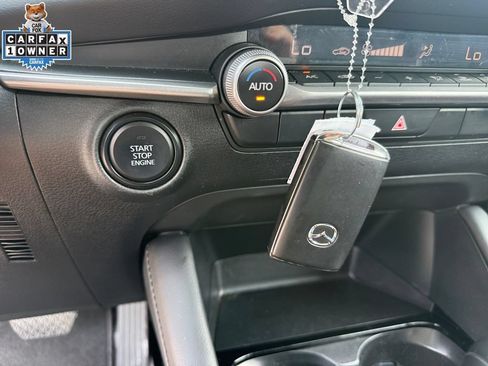 Used 2024 MAZDA MAZDA3 s FWD image 28