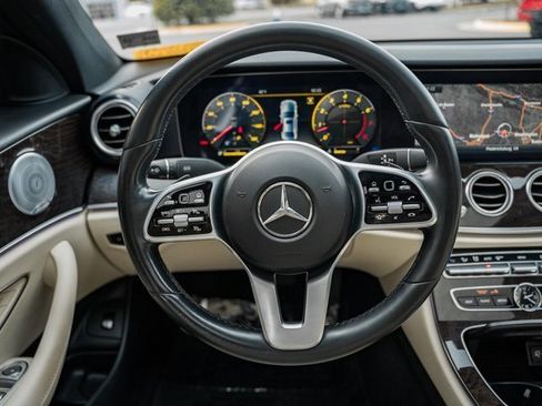 Used 2020 Mercedes-Benz E 450 4MATIC Sedan image 29
