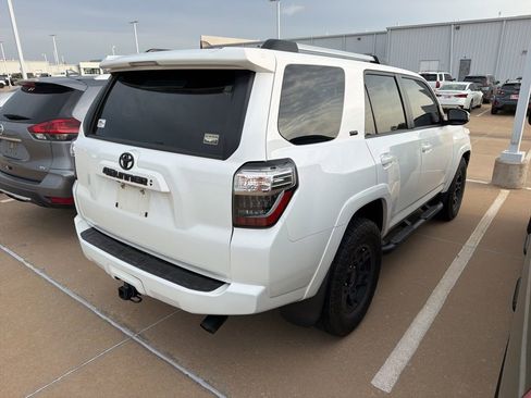 Used 2021 Toyota 4Runner SR5 Premium w/ Moonroof Package image 4