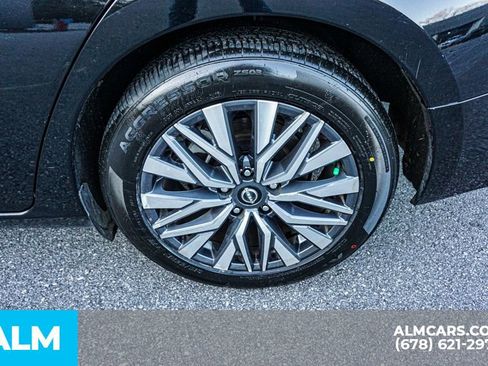 Used 2024 Nissan Altima 2.5 SV image 17