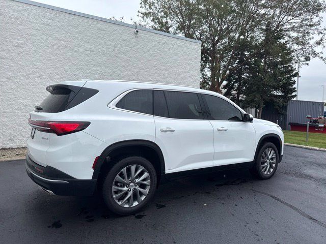 Used 2025 Buick Enclave Preferred FWD image 5
