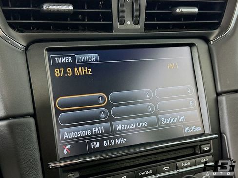 Used 2013 Porsche 911 Carrera S w/ Bose Audio Pkg image 12