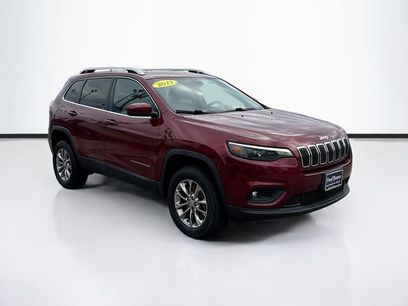 Used 2019 Jeep Cherokee Latitude Plus w/ Comfort/Convenience Group