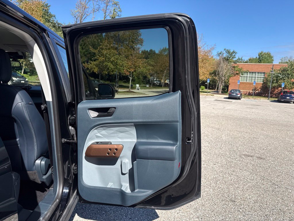 Used 2022 Ford Maverick Lariat w/ Lariat Luxury Package AWD/4WD image 27