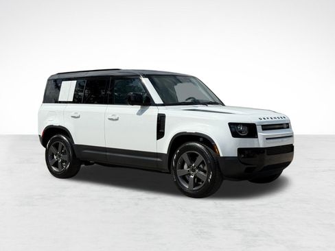 Used 2026 Land Rover Defender 110 S AWD/4WD image 7