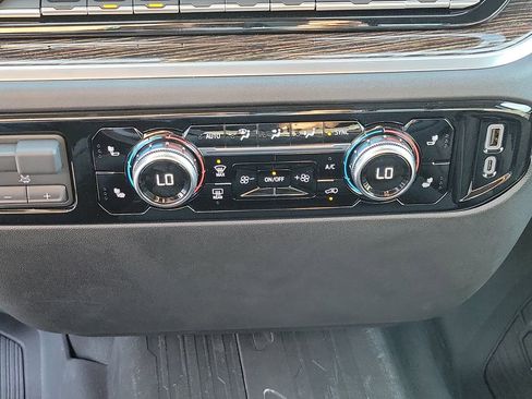 New 2026 GMC Sierra 1500 SLE w/ Preferred Package image 36