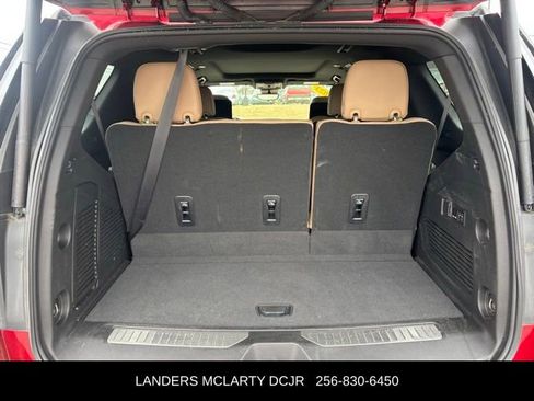 Used 2023 Chevrolet Tahoe Premier w/ Advanced Technology Package image 18