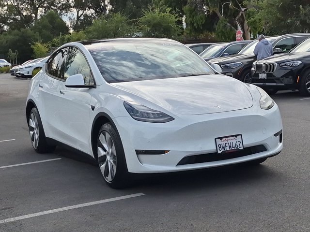 Used 2021 Tesla Model Y Long Range AWD/4WD image 3