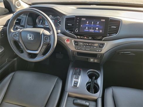 Certified 2023 Honda Ridgeline RTL image 32