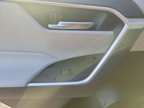 Used 2024 Toyota RAV4 XLE image 8