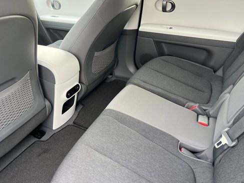 New 2026 Hyundai Ioniq 5 SE image 10